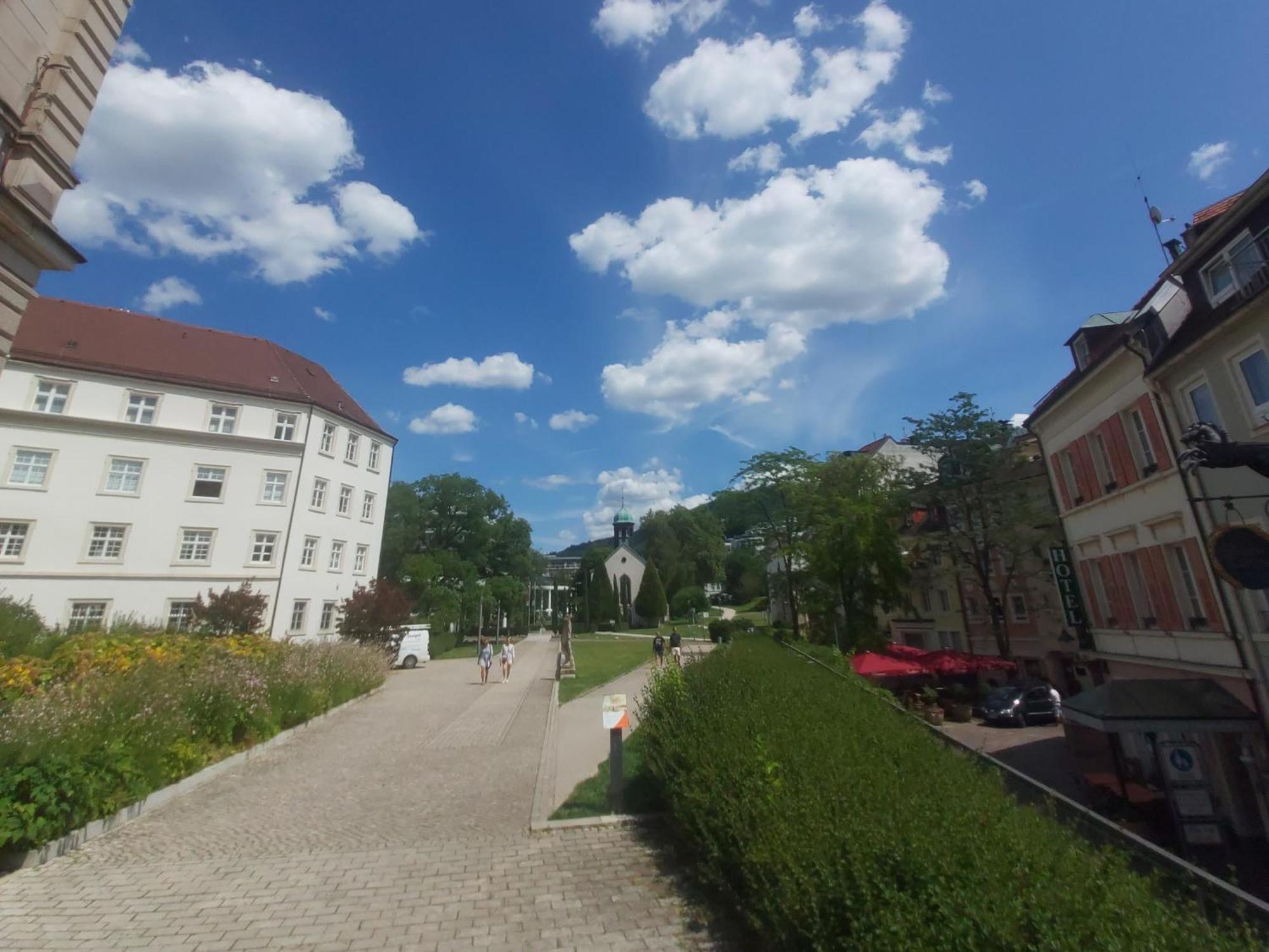 Gemuetliches J&L Apartment Nahe Des Hauptbahnhofes 巴登-巴登 外观 照片